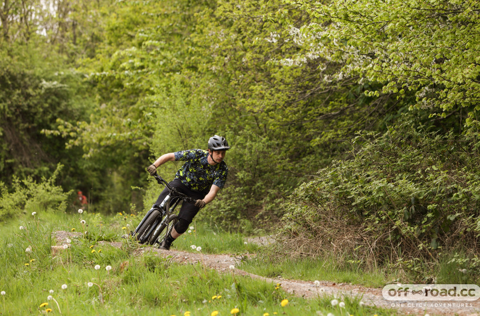 Mountain biking outlet beginners gear